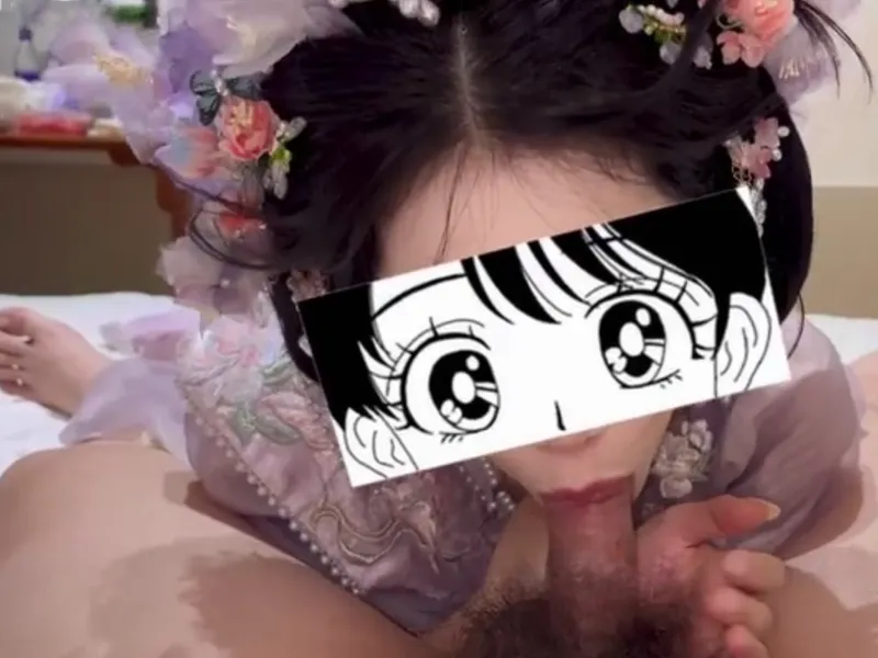 Gái xinh trong bộ đồ hạt giống nhỏ liếm củ khoải cực đã